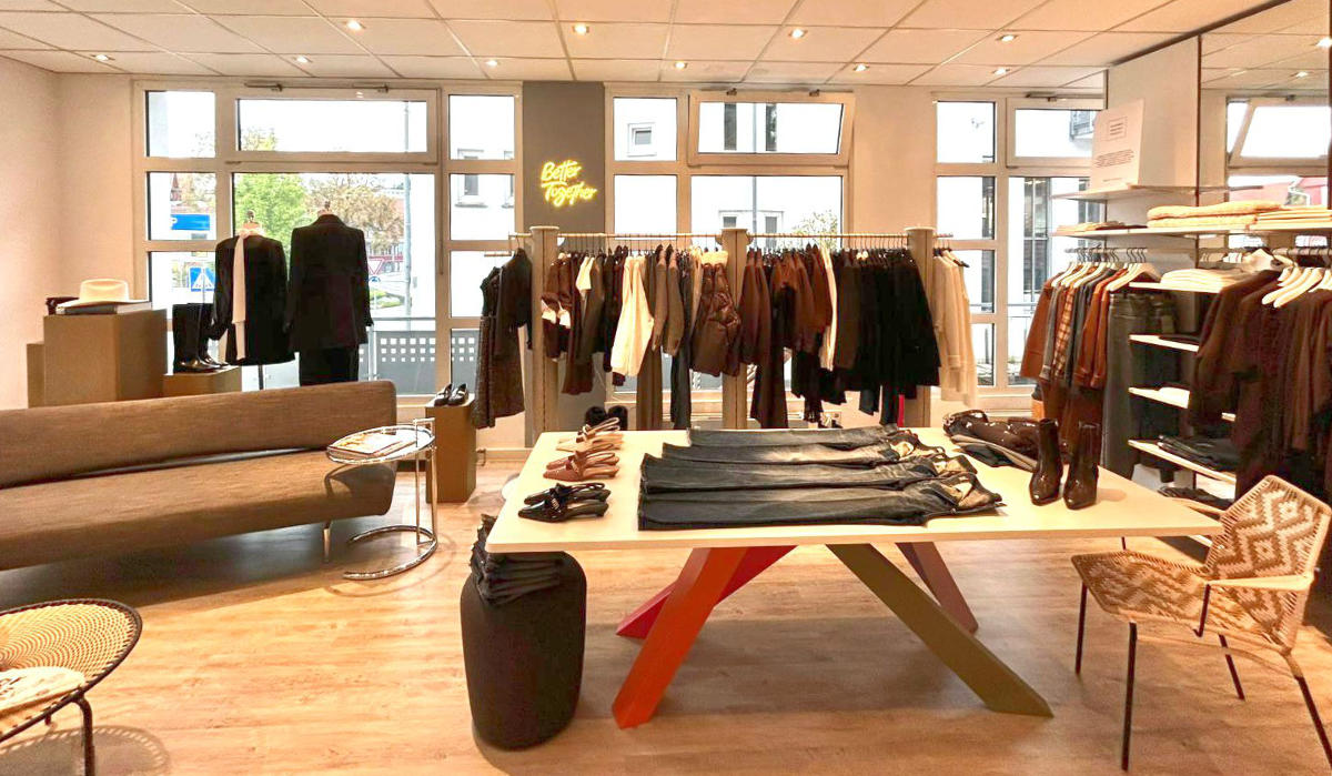 Showroom